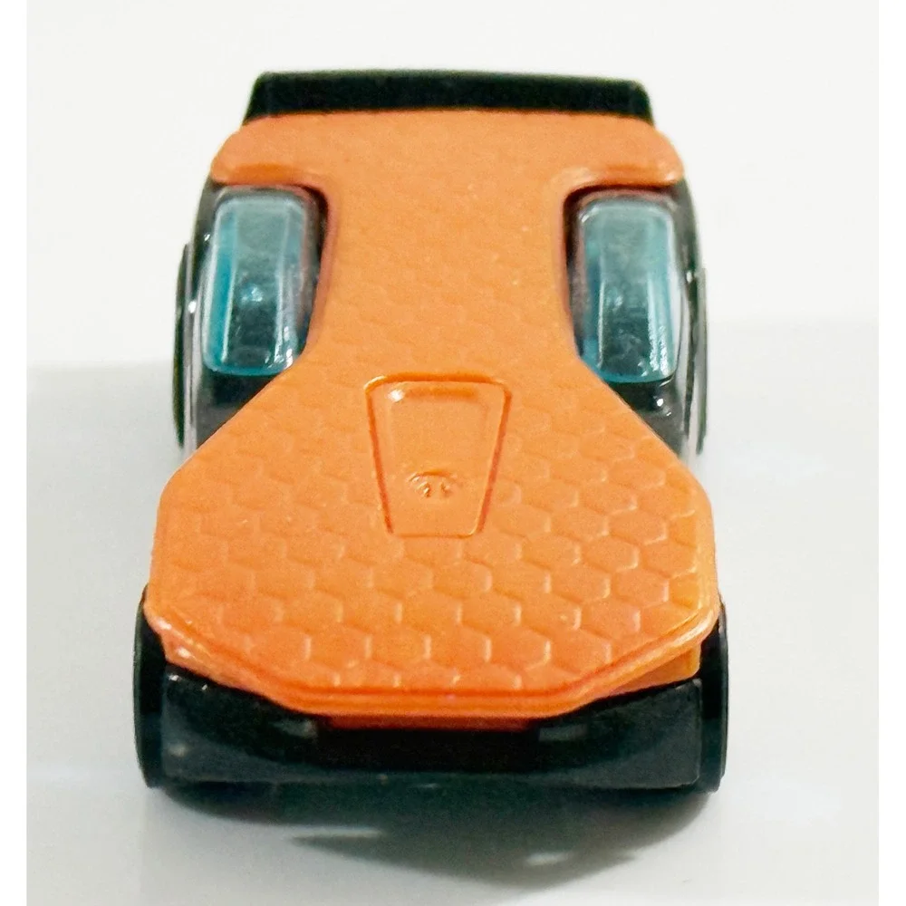 Hot Wheels Solar Reflex Toy Car Kids 1:64 Black Orange Blue Racing Number 3